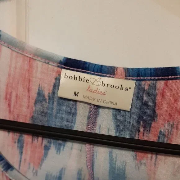 BOBBIE & BROOKS 95% POLYESTER AND 5% SPANDIX DRESS - Picture 7 of 11